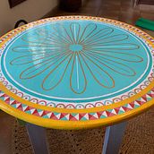 My project in Decorative Furniture Painting course Ein Projekt aus dem Bereich Bildende Künste, Möbeldesign und - bau, Innendesign, Malerei, Musterdesign, Malerei mit Acr, l und DIY von Alejandra Angulo - 20.06.2021