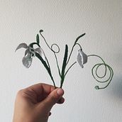 My project in Stumpwork Embroidery: Create 3D Ornaments  course. Een project van Sieradenontwerp, Borduurwerk y Textielontwerp van Florie LAVALLEE-LEVEDER - 01.02.2022