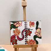 My project in Botanical Patterns in a Sketchbook: Conquer the Blank Page course. Projekt z dziedziny Trad, c, jna ilustracja, Pattern design, R, sunek botaniczn i Sketchbook użytkownika Sanelisiwe Ndabezitha - 19.02.2022