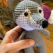Caperucita roja y el lobo disfrazado de abuelita. Un proyecto de Artesanía de Catalina Iglesias - 22.02.2022