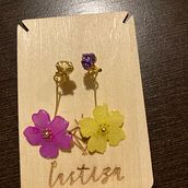 Mi Proyecto del curso: Diseño de joyería en resina . Desain Aksesori, Seni, Kerajinan, Desain Perhiasan, Dan DIY proyek oleh ripleyroja - 02.15.2022