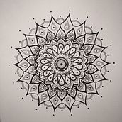 My project in The Art of Mandala Drawing: Create Geometric Patterns course Ein Projekt aus dem Bereich Zeichnung und Illustration mit Tinte von Yvonne Smith - 23.02.2022