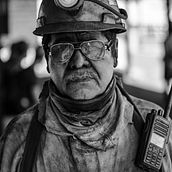 El oro negro mexicano. Photograph, Digital Photograph, Portrait Photograph, Documentar, Photograph, and Outdoor Photograph project by Gladys Serrano - 02.25.2022