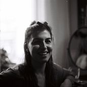My project in Intimate Photography Portraits course. Photograph, Portrait Photograph, Photographic Lighting, Fine-Art Photograph, Interior Photograph, Jewelr, and Design project by Alba Franco Pascual - 02.26.2022