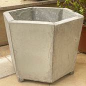 My project in Concrete Furniture Creation for Beginners course. Arts, Crafts, Furniture Design, Making, Interior Design, Interior Decoration, and DIY project by djryanash - 02.25.2022