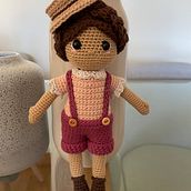 Mi Proyecto del curso: Amigurumi: diseño de ropa, pelo y complementos. Un projet de Conception de jouets, Crochet, Amigurumi , et Design textile de Lucía Bustillo - 28.02.2022