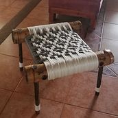 Mi Proyecto del curso: Introducción al tejido en cordón de PVC. Un proyecto de Artesanía, Diseño, creación de muebles					, Diseño de interiores, Decoración de interiores, Tejido, Upc, cling, Telar y Diseño textil de Carolina Vergara Hoyos - 02.03.2022