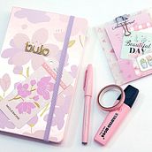 Mi Proyecto del curso:  Bullet journal creativo: planificación y creatividad . Traditional illustration, Lettering, Drawing, H, Lettering, Management, and Productivit project by MARIA DEL ROSARIO HERNANDEZ VICTORIA - 03.03.2022