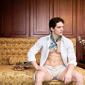Lazy afternoon in boxer shorts. Portrait Photograph, Digital Photograph, Fine-Art Photograph, Fashion Photograph, and Photograph project by Marta Kieliszczyk - 03.04.2022