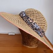 Mon projet du cours : Initiation à la conception et à la confection de chapeaux. Un progetto di Design di accessori, Fashion design e Cucito di Maria Gabriella Madau - 05.03.2022