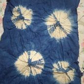 Mi Proyecto del curso: Introducción al teñido shibori. Un projet de Artisanat, St, lisme, DIY, Teinture textile , et Design textile de Carolina Zalabardo - 06.03.2022