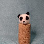 Mi Proyecto del curso: Needle felting: creación de personajes con lana y aguja. Un projet de Artisanat, Conception de jouets, Feutrage à l'aiguille , et Design textile de Laura Cristina ZG - 06.03.2022