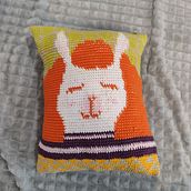 My project for course: Tapestry: Crochet Techniques for Drawing with Thread . Accessor, Design, Pattern Design, Fiber Arts, DIY, Crochet, and Textile Design project by Яна Дробышевская - 03.07.2022