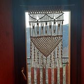 Il mio progetto del corso: Macramè: nodi semplici e complessi. Un progetto di Design di accessori, Interior design, Interior Design, Fiber Art, Macramè e Textile Design di lisam - 08.03.2022