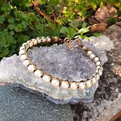 Bracelet en fil de cuivre et perles. Artesanato, Design de joias, Criatividade, e Tecido projeto de Rachel Andrieux - 07.03.2022