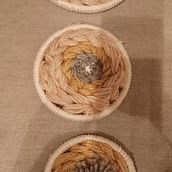 Mi Proyecto del curso: Tejido en telar circular . % Meriel tarafından hazırlanan Aksesuar Tasarımı, Dekoras, on, El, af Sanatları, Dokuma, Ve Tekstil Tasarımı projesi - 03.10.2022