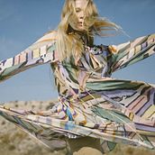 H&M Studio - Comercial. Commercial Photograph, Fashion Photograph, Narrative, Audiovisual Production, Audiovisual Post-production, Video Editing, Film, Video, TV, Video, and Art Direction project by Mariana Arriaga y Santiago Arriaga - 03.16.2022