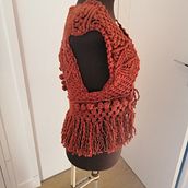 Mon projet du cours : Macramé : créez des vêtements uniques. Un progetto di Design di accessori, Artigianato, Fiber Art, Macramè e Textile Design di Amal Karrouach - 22.03.2022