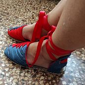 Regina's . % Gina Mojica tarafından hazırlanan A, Ve akkabı Tasarımı projesi - 01.18.2022