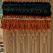 Mi Proyecto del curso: Introducción al macramé: creación de un tapiz decorativo. Un progetto di Design di accessori, Artigianato, Interior design, Interior Design, Fiber Art, Macramè e Textile Design di maruchan02 - 23.03.2022