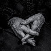 Rostos Alvocenses. Photograph project by Emanuel Bento - 03.24.2022