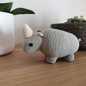 Meu projeto do curso: Design e criação de amigurumis. Arts, Crafts, To, Design, Fiber Arts, DIY, Crochet, Amigurumi, and Textile Design project by rafaela_c_12 - 03.21.2022
