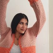 Mi Proyecto del curso: Tejido de punto para prendas infantiles. Een project van  Modeontwerp, Textiel, DIY, Breien y Textielontwerp van Daniela Millán - 22.03.2022