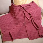Il mio progetto del corso: Top-down: capi interi all'uncinetto. Un progetto di Fashion design, Fiber Art, DIY, Uncinetto e Textile Design di Cinzia Frittoli - 26.03.2022