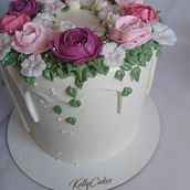 Mi Proyecto del curso: Flores de crema de mantequilla para cake design. Design, and DIY project by palacios_daniela7 - 03.27.2022