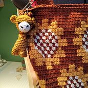 Mi Proyecto del curso: Introducción al tapestry. Un proyecto de Diseño de complementos, Pattern Design, Tejido, Crochet y Diseño textil de Maribel Ramirez Sanchez-carnerero - 29.03.2022