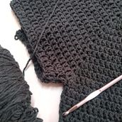 Meu projeto do curso:  Top-down: roupas de crochê sem costura. Fashion Design, Fiber Arts, DIY, Crochet, and Textile Design project by ᴊᴜʟɪᴀɴᴀ ʙᴀʟʙɪɴᴏ - 03.30.2022