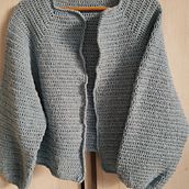 Mi Proyecto del curso:  Top-down: prendas a crochet de una sola pieza. Fiber Arts, DIY, Crochet, and Pattern Design project by Claudia Luque - 04.02.2022
