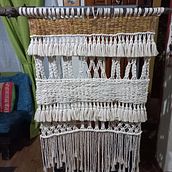Mi Proyecto del curso: Introducción al macramé: creación de un tapiz decorativo. Accessor, Design, Arts, Crafts, Interior Design, Decoration, Fiber Arts, Macramé, and Textile Design project by sandrapachecoarellano - 04.02.2022