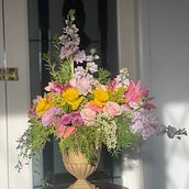 Mi Proyecto del curso: Diseño y creación de composiciones florales. Projekt z dziedziny Projektowanie wnętrz, Architektura krajobrazu,  Dekoracja wnętrz, DIY, Kompoz i cje kwiatowe i botaniczne użytkownika Ana Codino - 03.04.2022