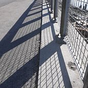 My project for course: Street Photography with Your Phone: Color and Composition. Un projet de Photographie, Photographie smartphone, Photographie extérieure, Photographie documentaire, Réseaux sociaux, Photographie lifest , et le de Maura Lubin-Perry - 29.03.2022
