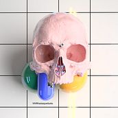 VIVIR hasta que duela.. Un progetto di 3D, Pubblicità, Illustrazione tradizionale, Design, Direzione artistica, Br, ing, Br e identit di Carlos - 13.04.2022