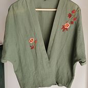My project for course: Botanical Pattern Embroidery for Clothing. Un proyecto de Artesanía, Pattern Design, Bordado, Tejido, Ilustración botánica, Upc, cling y Diseño textil de selin_tumen - 15.04.2022
