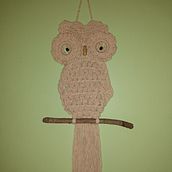 Buho. Fiber Arts, and Crochet project by Luna Valencia - 04.17.2022