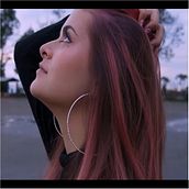 Rosa azulada 💜💙❤️. Film, Video, TV, Photograph, Post-production, Video, TV, Video Editing, and Color Correction project by Alexander Peláez Betancurth - 12.14.2022