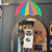 Mi Proyecto del curso: Papel maché para principiantes: esculpe un personaje colorido. Un proyecto de Diseño de personajes, Diseño de juguetes y Art to de patriciaquirogac - 14.04.2022