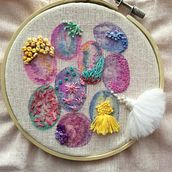 Mi Proyecto del curso: Técnicas básicas de bordado y acuarela. Een project van Schilderij, Aquarelschilderen, Borduurwerk y Textielontwerp van Tere Vázquez Hernández - 24.04.2022