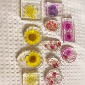 Resin Jewellery Design Project . Un progetto di Design di gioielli di Amber - 22.04.2022