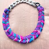 Mein Kursprojekt: Textilschmuck Kreation. Un proyecto de Artesanía, Diseño de jo, as, Tejido y Diseño textil de sppk59 - 27.04.2022