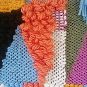 Meu projeto do curso: Introdução à tapeçaria em tear manual. Accessor, Design, Decoration, Fiber Arts, Weaving, and Textile Design project by Patricia Teixeira - 04.27.2022