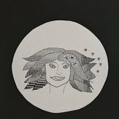Mein Kursprojekt: Einführung in die Stickerei in Schwarz. Embroider, and Textile Design project by JuRu Trö-Si - 04.27.2022