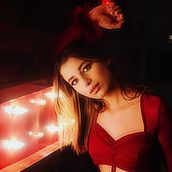 Mi Proyecto del curso: Retoque fotográfico de moda y belleza con Photoshop. Photograph, Photo Retouching, Fashion Photograph, Portrait Photograph, and Digital Photograph project by Alessandro Rodriguez - 04.27.2022