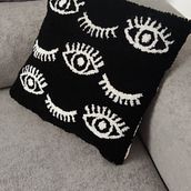 My project for course: Punch Needle XL Embroidery. Un progetto di Ricamo, Interior Design, Punch needle e Textile Design di Patrícia - 01.04.2022