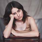 My project for course: Modern Headshot Photography: Capture Profound Portraits. Un proyecto de Fotografía, Fotografía de retrato, Iluminación fotográfica, Fotografía de estudio, Fotografía digital y Fotografía artística de Miguel Gocobachi - 21.04.2022
