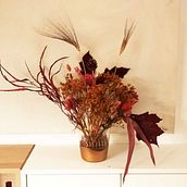 Mi Proyecto del curso: Diseño de centros con flores secas y preservadas. Un proyecto de Diseño de interiores, Paisajismo, Decoración de interiores, DIY, Diseño floral y vegetal de Evangelina Cambón - 02.05.2022