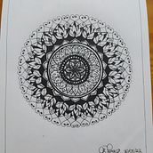 Meu projeto do curso: A arte de desenhar mandalas: crie padrões geométricos. Drawing & Ink Illustration project by Giselle Perez Salvador - 05.10.2022